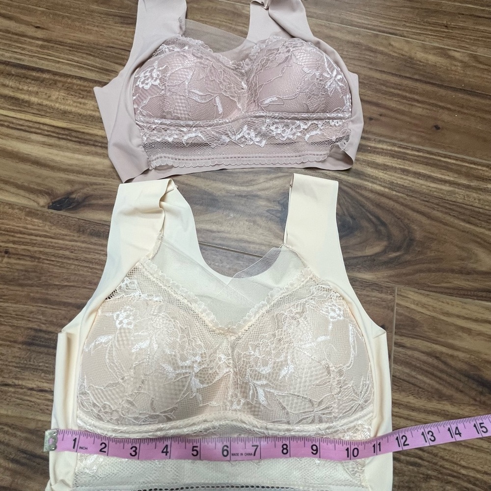 - Lot of 2 Lacy sheer bras, size Small, new - Picture 10 of 10
